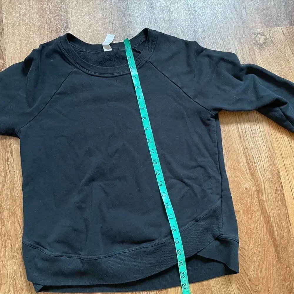 Balance Collection black sweatshirt - Picture 4 of 9